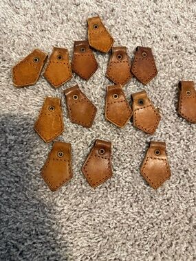 - - Louis Vuitton connetion tag for speedy, Vivian , alma A47